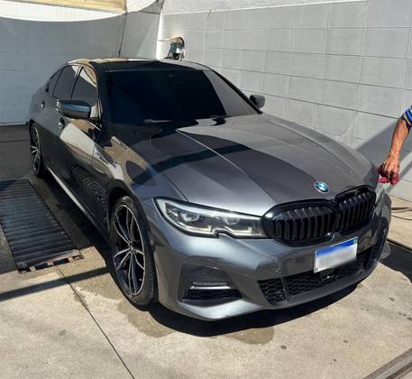 BMW 320i 2.0 16V TURBO GASOLINA M SPORT AUTOMÁTICO